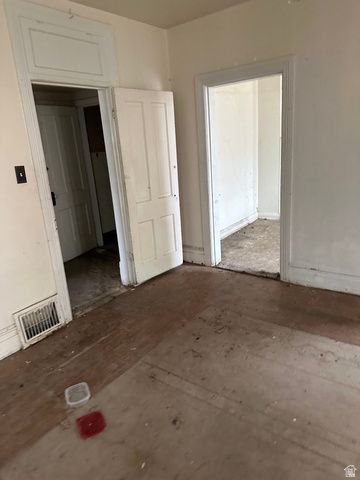 818 W 100 S, Salt Lake City, UT 84104