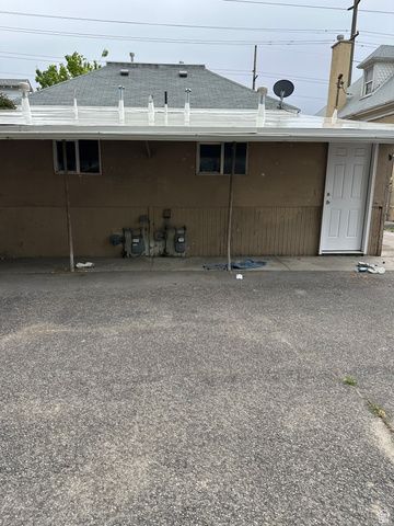 818 W 100 S, Salt Lake City, UT 84104