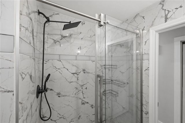 8 Merrydale Drive, Gates, NY 14624