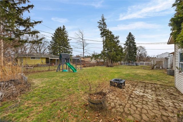 8 Merrydale Drive, Gates, NY 14624