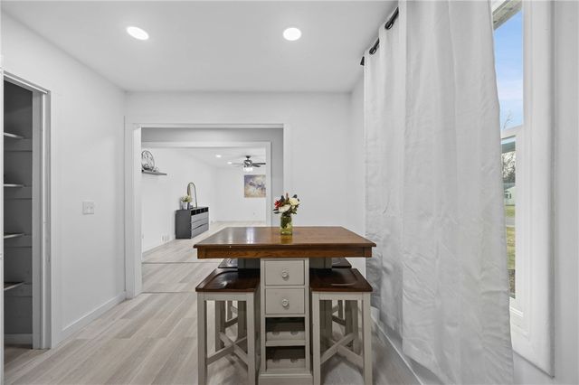 8 Merrydale Drive, Gates, NY 14624