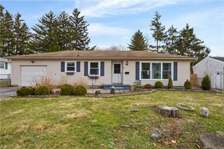 8 Merrydale Drive, Gates, NY 14624