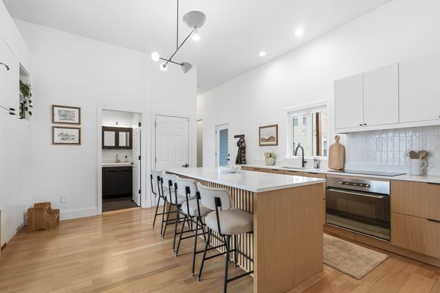 76 Perrin St 1, Boston, MA 02119