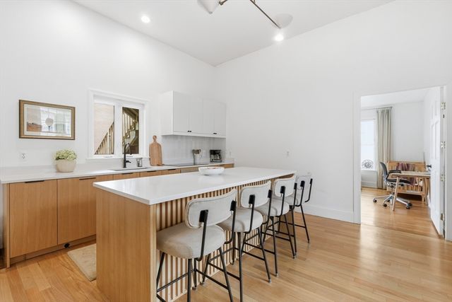 76 Perrin St 1, Boston, MA 02119