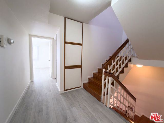 2708 Arizona Avenue C, Santa Monica, CA 90404