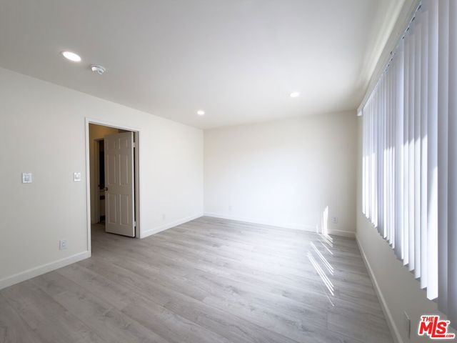 2708 Arizona Avenue C, Santa Monica, CA 90404