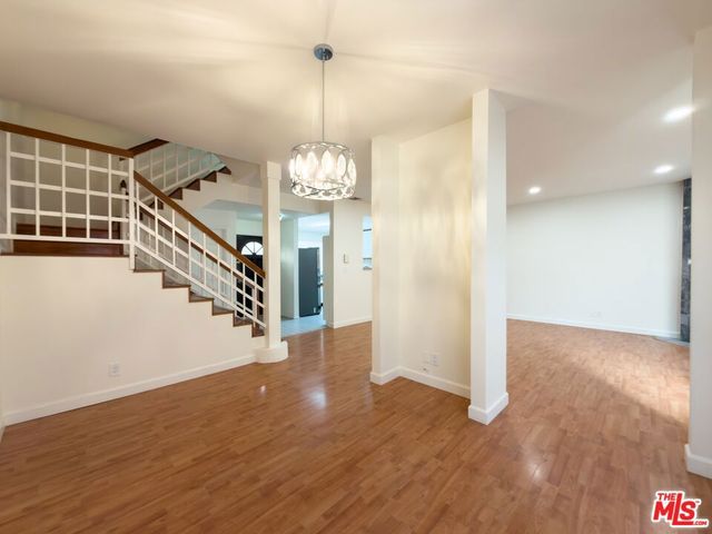 2708 Arizona Avenue C, Santa Monica, CA 90404