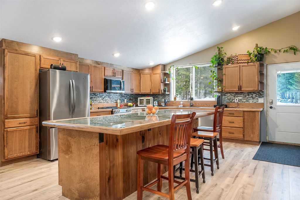 355 Reservoir Road, Whitefish, MT 59937 photo 38