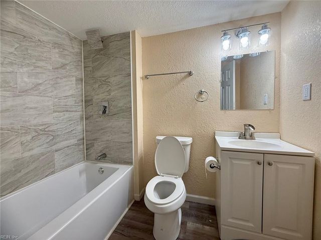 124 Halifax ST, Suffolk, VA 23434