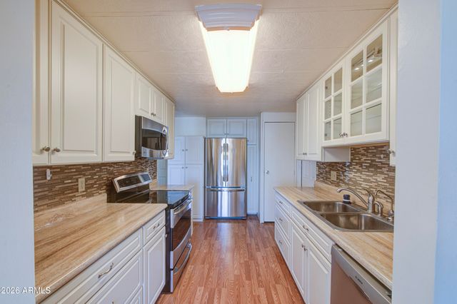 7407 E BAYWOOD Avenue, Mesa, AZ 85208