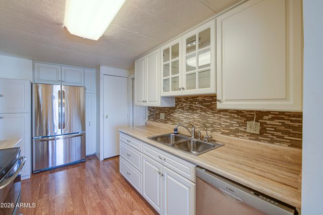 7407 E BAYWOOD Avenue, Mesa, AZ 85208