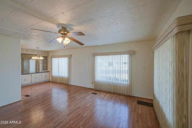 7407 E BAYWOOD Avenue, Mesa, AZ 85208