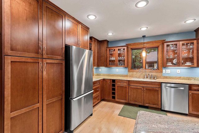 2250 CATHEDRAL FOREST DRIVE, Green Bay, WI 54313