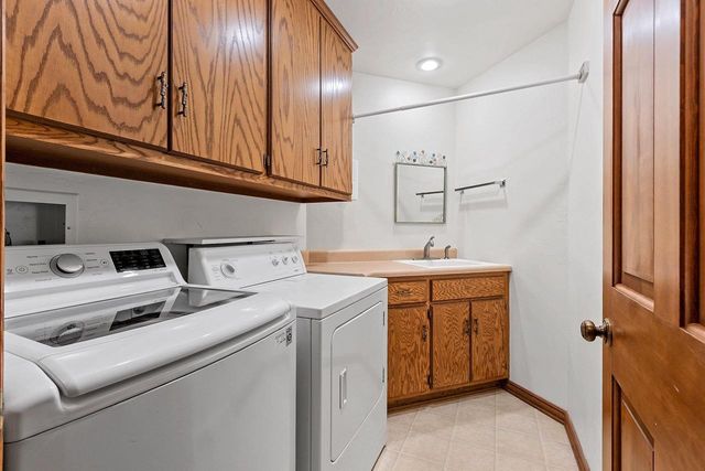 2250 CATHEDRAL FOREST DRIVE, Green Bay, WI 54313