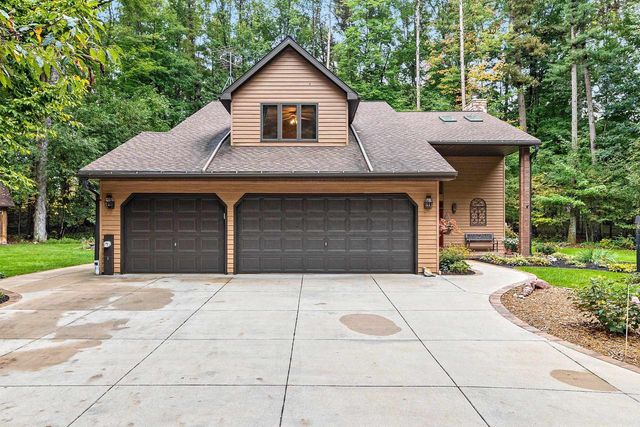 2250 CATHEDRAL FOREST DRIVE, Green Bay, WI 54313