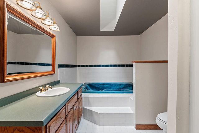 2250 CATHEDRAL FOREST DRIVE, Green Bay, WI 54313