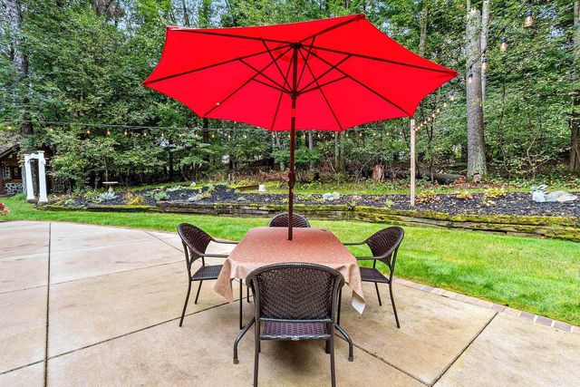 2250 CATHEDRAL FOREST DRIVE, Green Bay, WI 54313