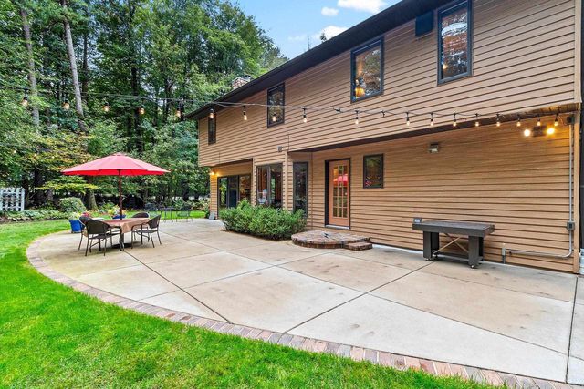 2250 CATHEDRAL FOREST DRIVE, Green Bay, WI 54313