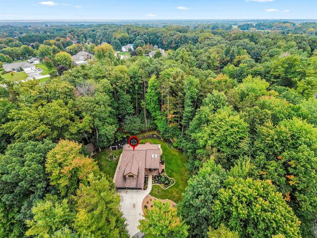 2250 CATHEDRAL FOREST DRIVE, Green Bay, WI 54313