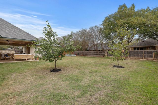 11001 River Plantation DR, Austin, TX 78747