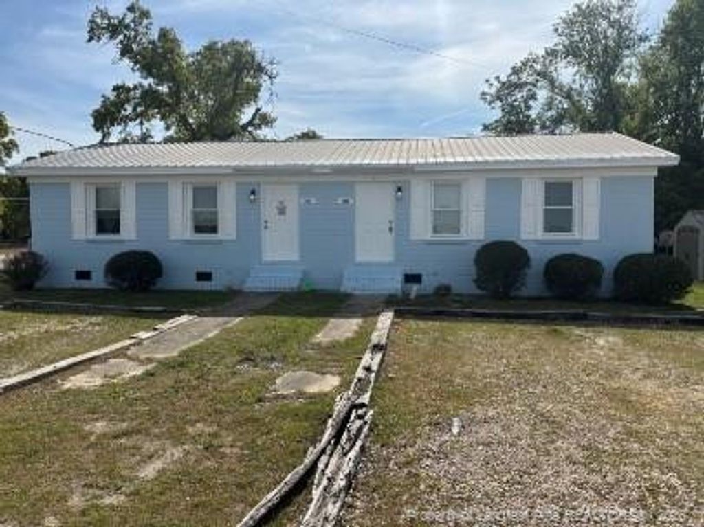 120 Calvin Street B, Spring Lake, NC 28390