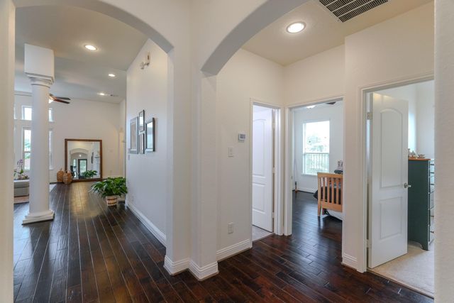 26 Lufberry Place, Tomball, TX 77375