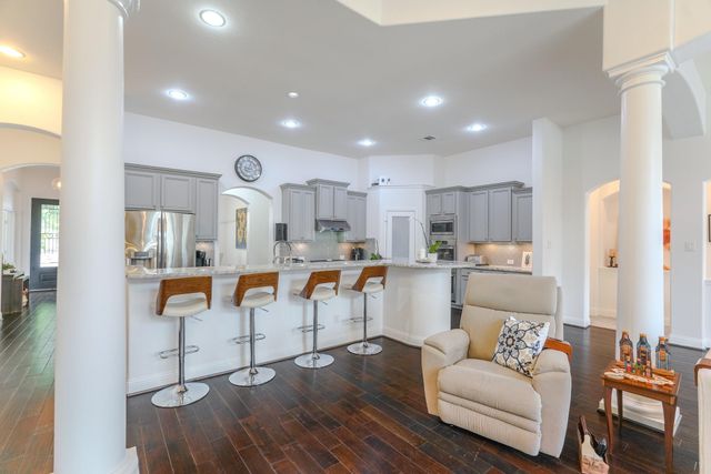 26 Lufberry Place, Tomball, TX 77375