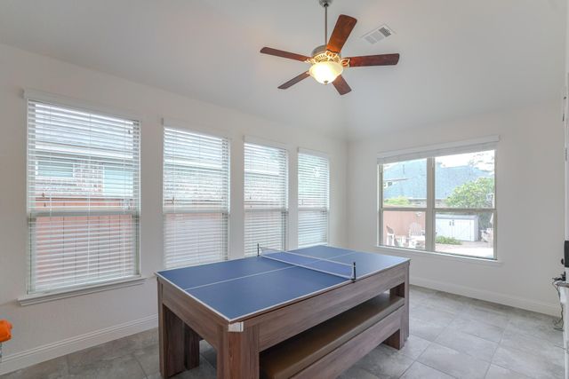 26 Lufberry Place, Tomball, TX 77375