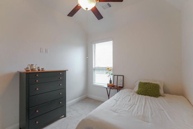 26 Lufberry Place, Tomball, TX 77375