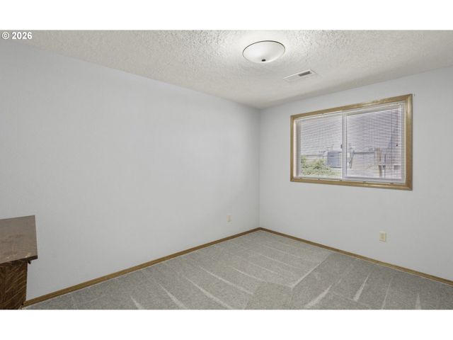 376 Nw JASON Ct, Hillsboro, OR 97124