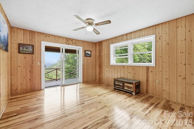 570 Rugged Top Road, Waynesville, NC 28785
