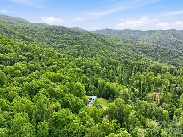 570 Rugged Top Road, Waynesville, NC 28785