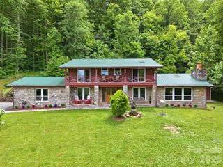 570 Rugged Top Road, Waynesville, NC 28785