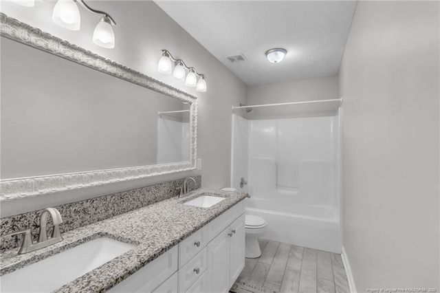 229 Heartwood Drive, Raeford, NC 28376
