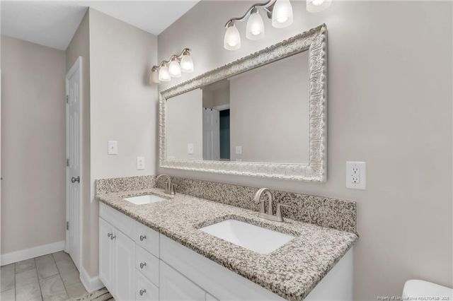 229 Heartwood Drive, Raeford, NC 28376