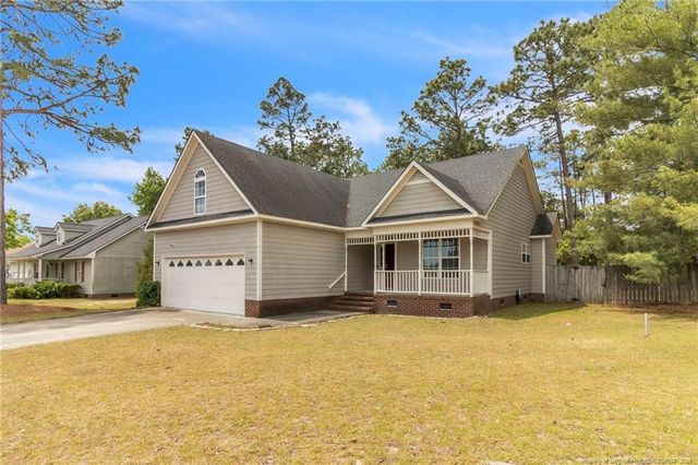 229 Heartwood Drive, Raeford, NC 28376