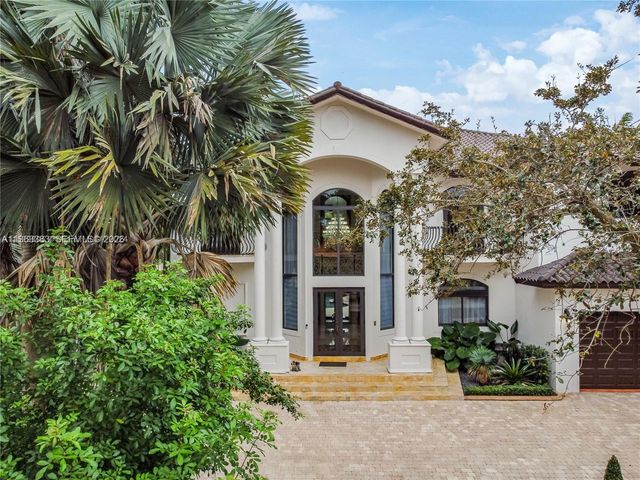 8200 NW 163rd Street, Miami Lakes, FL 33016