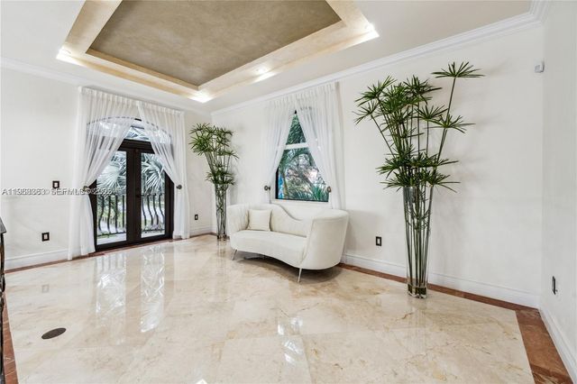 8200 NW 163rd Street, Miami Lakes, FL 33016