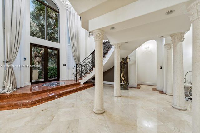 8200 NW 163rd Street, Miami Lakes, FL 33016