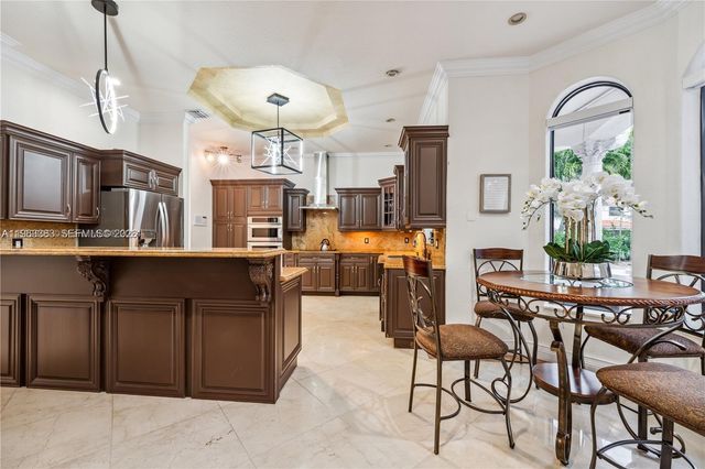 8200 NW 163rd Street, Miami Lakes, FL 33016