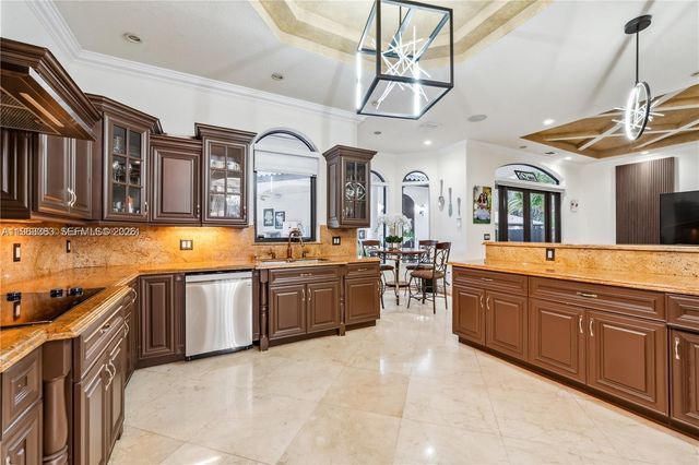 8200 NW 163rd Street, Miami Lakes, FL 33016