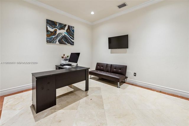 8200 NW 163rd Street, Miami Lakes, FL 33016