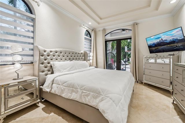 8200 NW 163rd Street, Miami Lakes, FL 33016