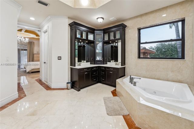 8200 NW 163rd Street, Miami Lakes, FL 33016