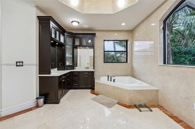 8200 NW 163rd Street, Miami Lakes, FL 33016