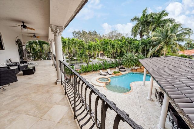 8200 NW 163rd Street, Miami Lakes, FL 33016