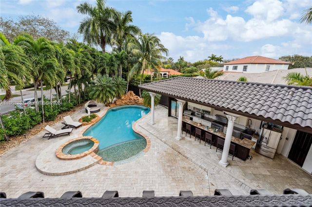 8200 NW 163rd Street, Miami Lakes, FL 33016