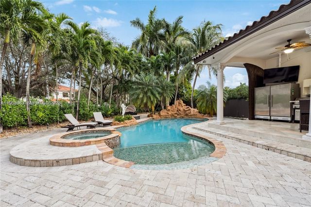 8200 NW 163rd Street, Miami Lakes, FL 33016