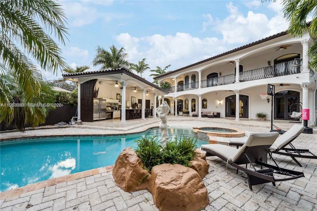 8200 NW 163rd Street, Miami Lakes, FL 33016