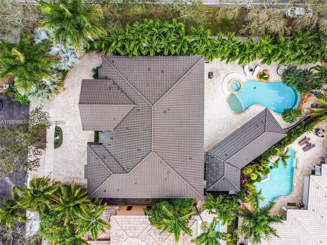 8200 NW 163rd Street, Miami Lakes, FL 33016